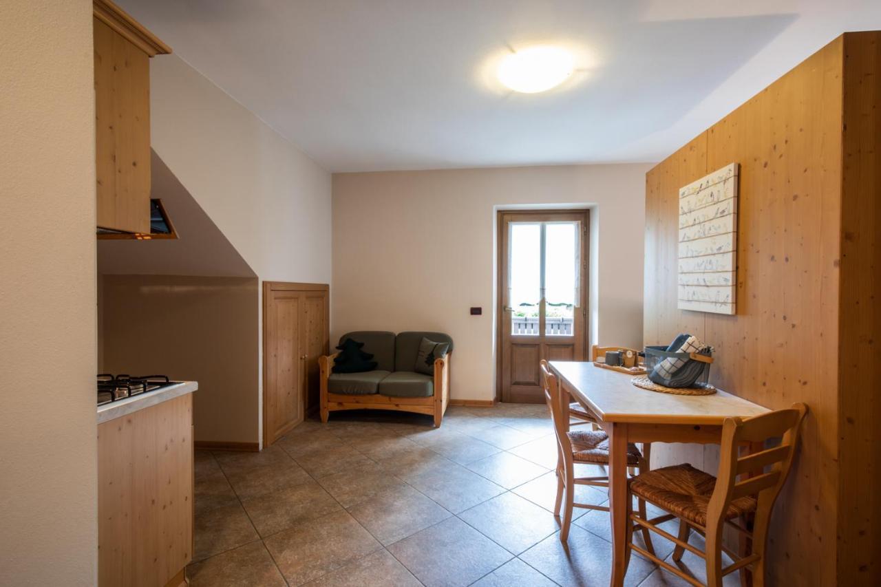 Marangon Apartments Sùtrio Eksteriør billede