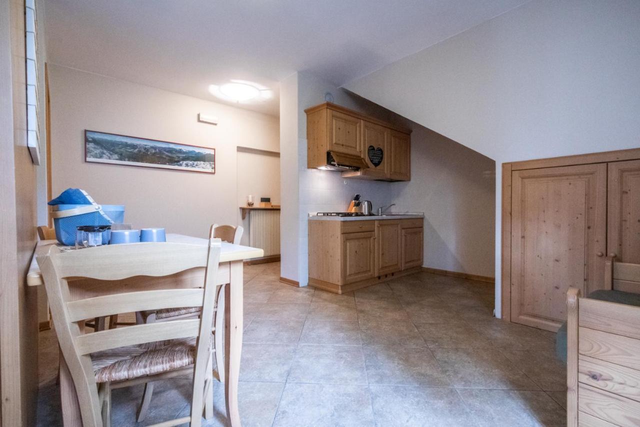 Marangon Apartments Sùtrio Eksteriør billede