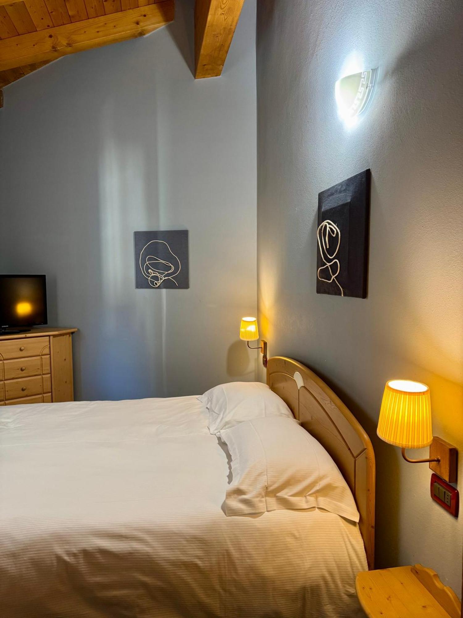 Marangon Apartments Sùtrio Eksteriør billede